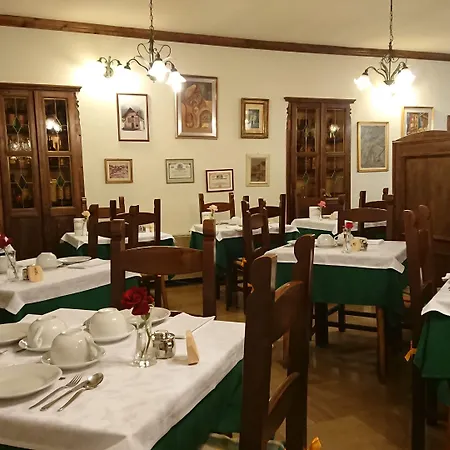 达马尔科酒店